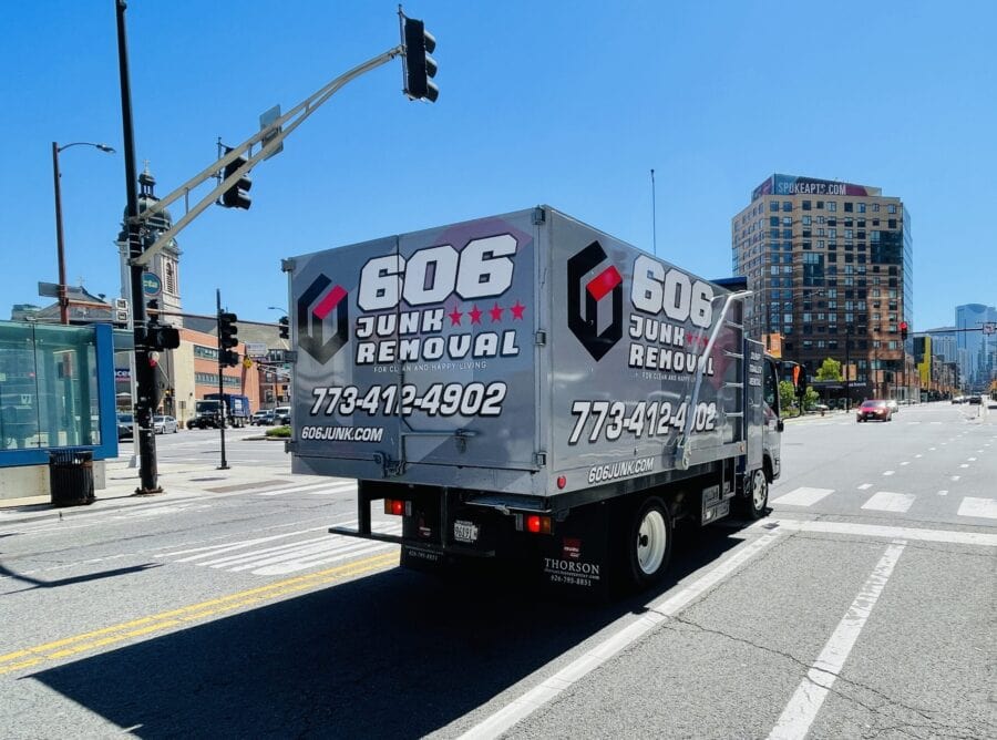 606 Junk removal truck going to donate and recycle goods