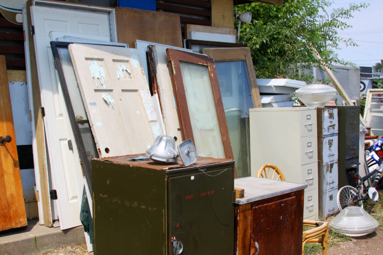 Retail Store Junk Removal