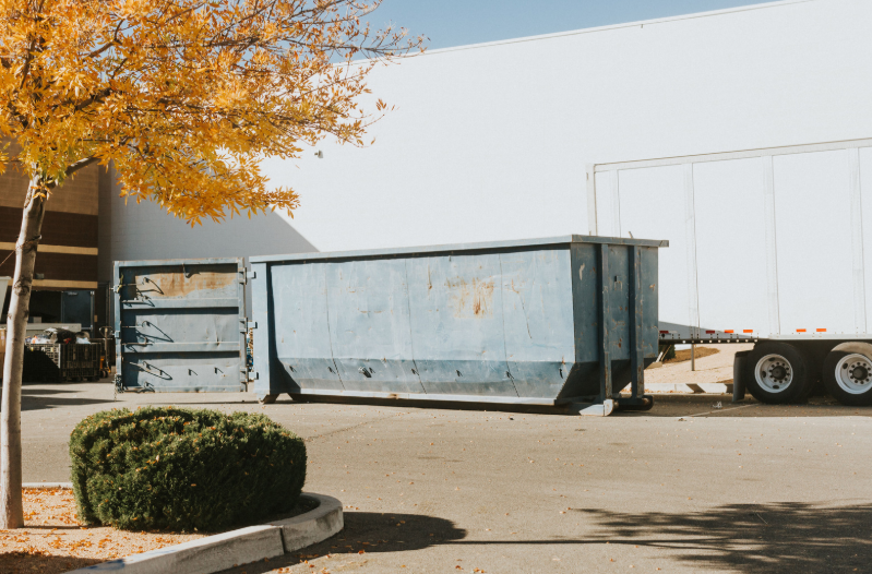 Commercial Roll Off Dumpster Rental