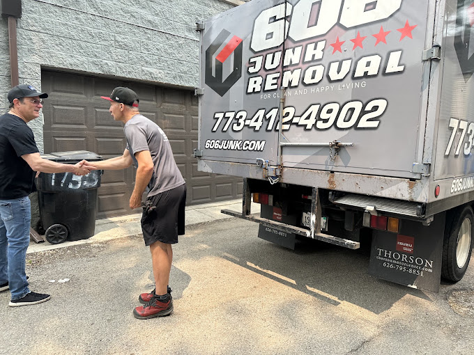 Your Complete Guide to Junk Removal Options in Chicago, IL